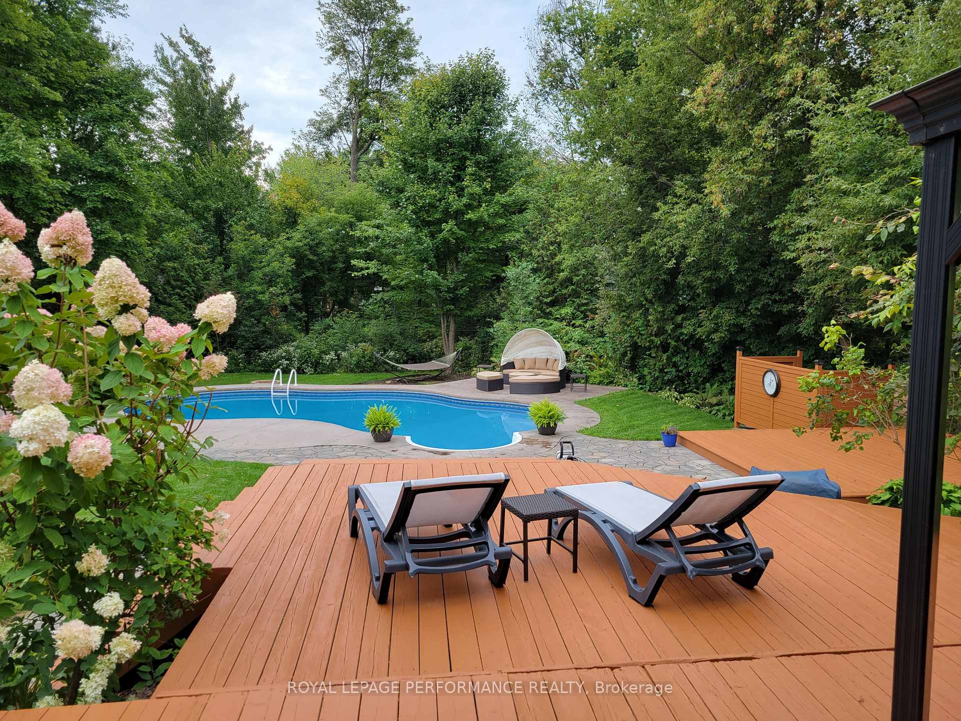 Photo 29 of 7088 Bush Drive, Ottawa, Greely — HOMEH