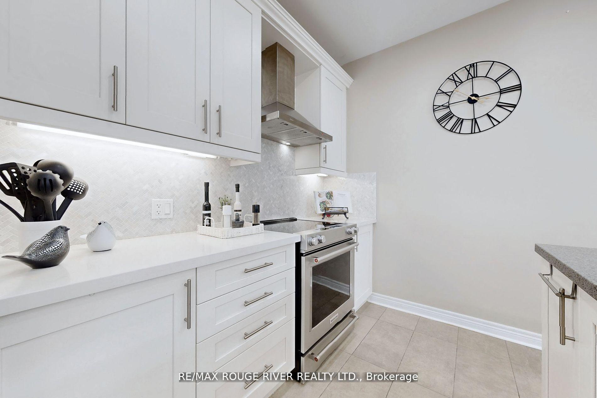Photo 10 of 2620 Cerise Manor, Pickering, Rural Pickering — HOMEH