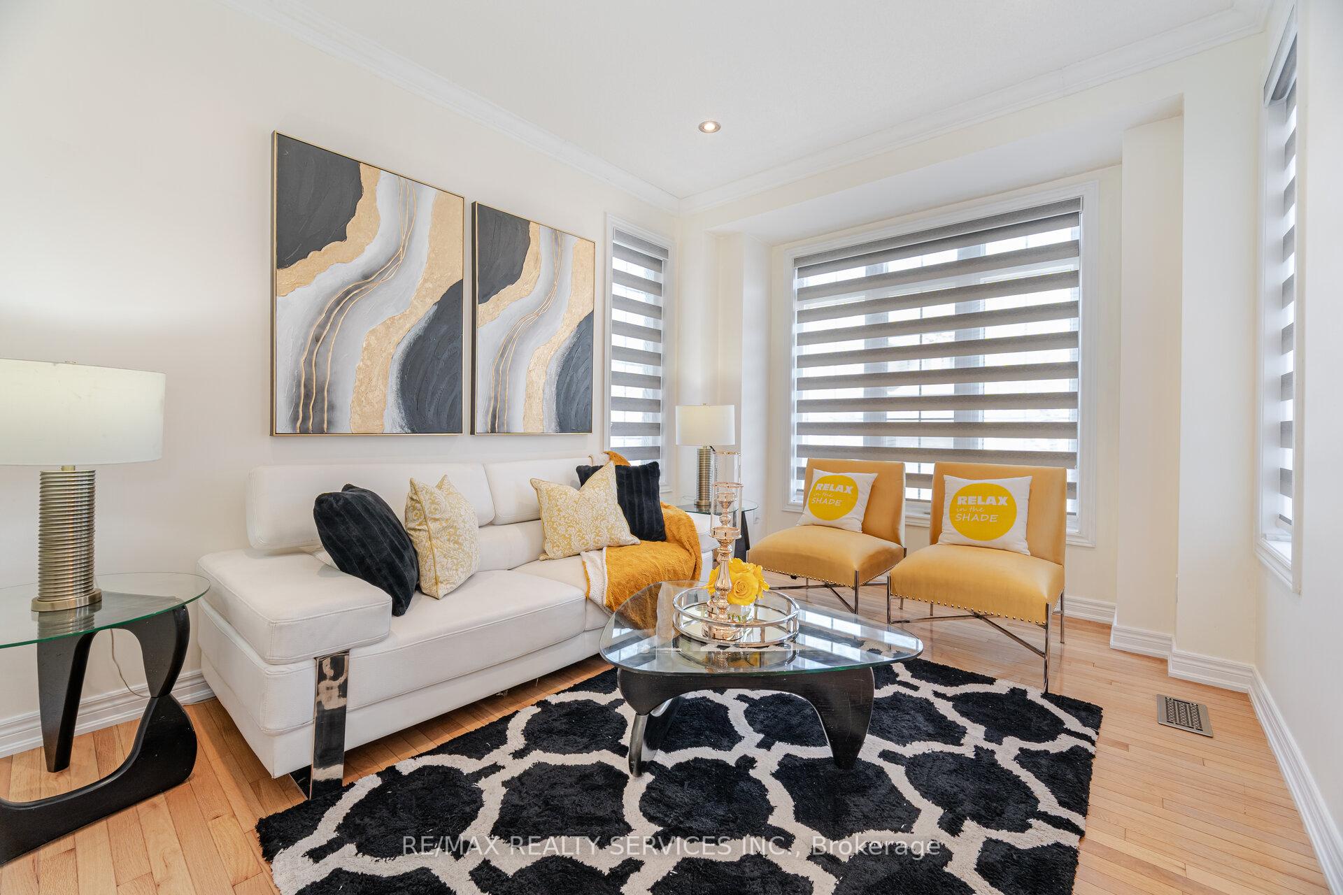 Photo 9 of 129 Seabreeze Avenue, Vaughan, Patterson — HOMEH