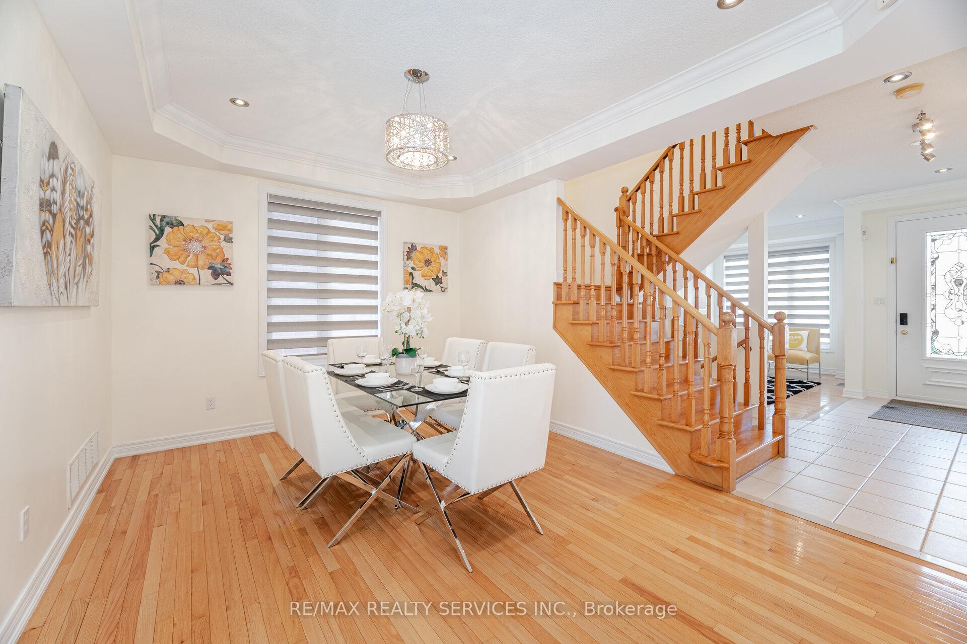 Photo 12 of 129 Seabreeze Avenue, Vaughan, Patterson — HOMEH