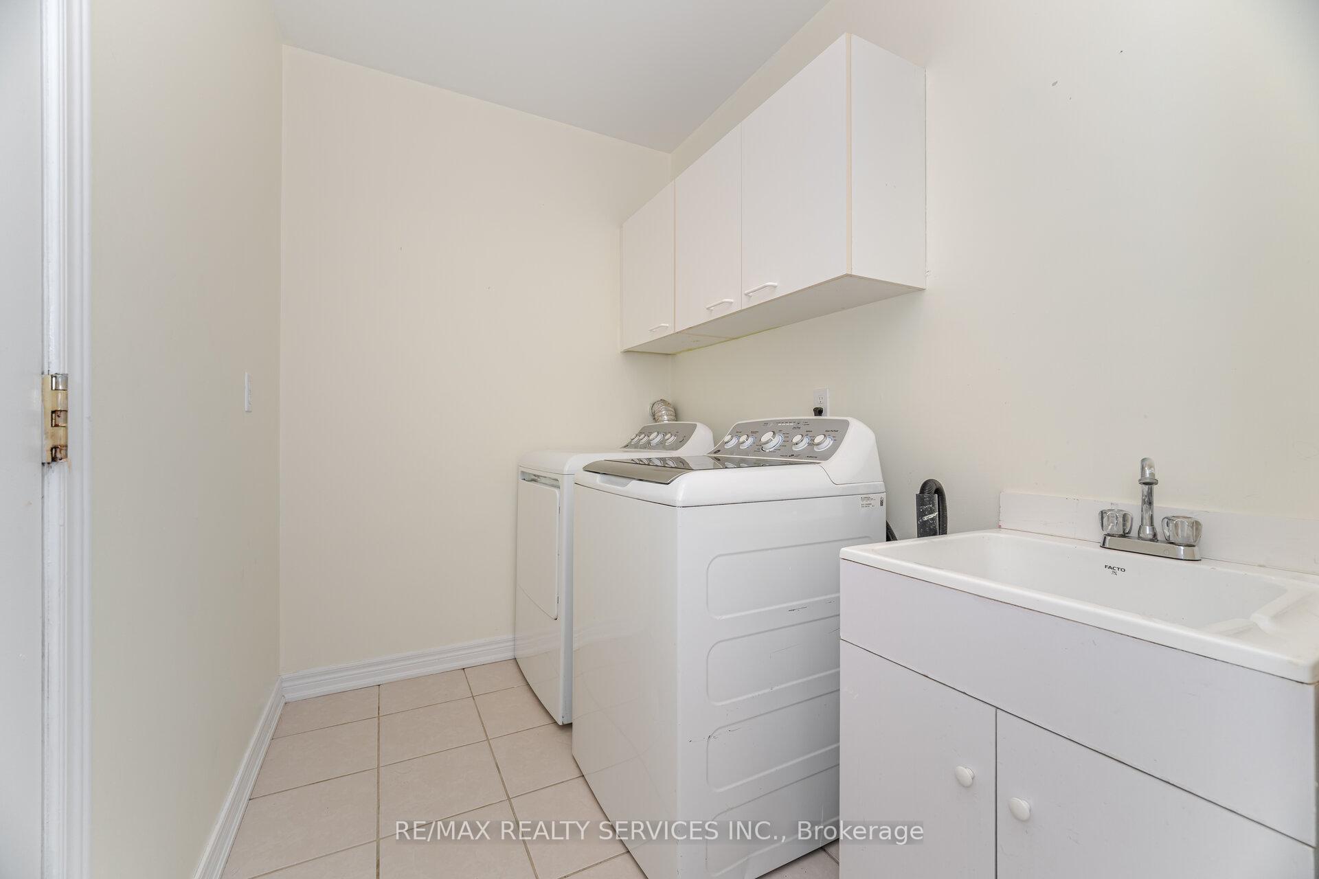 Photo 15 of 129 Seabreeze Avenue, Vaughan, Patterson — HOMEH