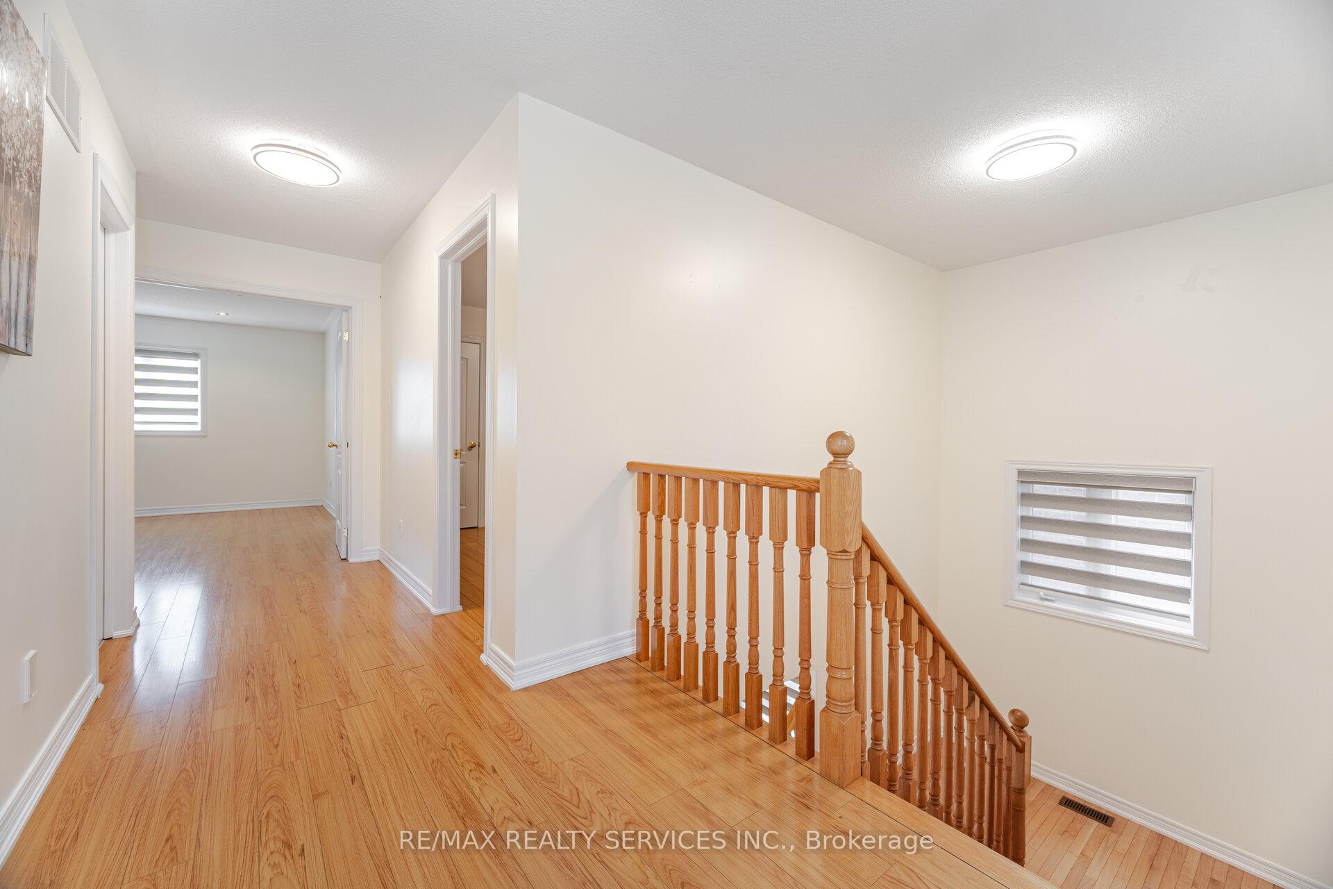 Photo 21 of 129 Seabreeze Avenue, Vaughan, Patterson — HOMEH
