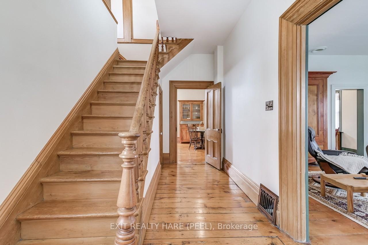 Photo 10 of 89 Mill Street N, Brampton, Downtown Brampton — HOMEH