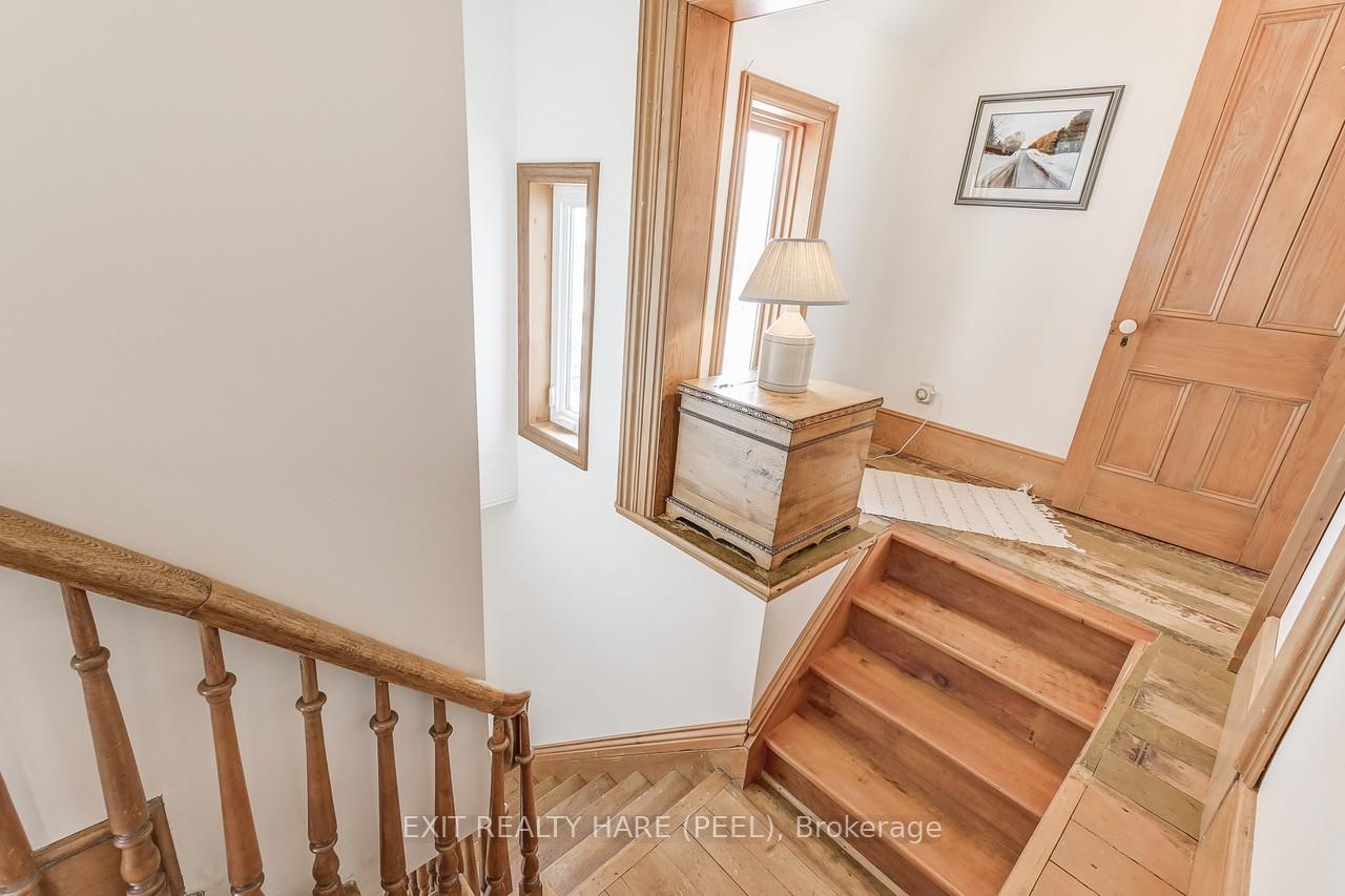 Photo 12 of 89 Mill Street N, Brampton, Downtown Brampton — HOMEH