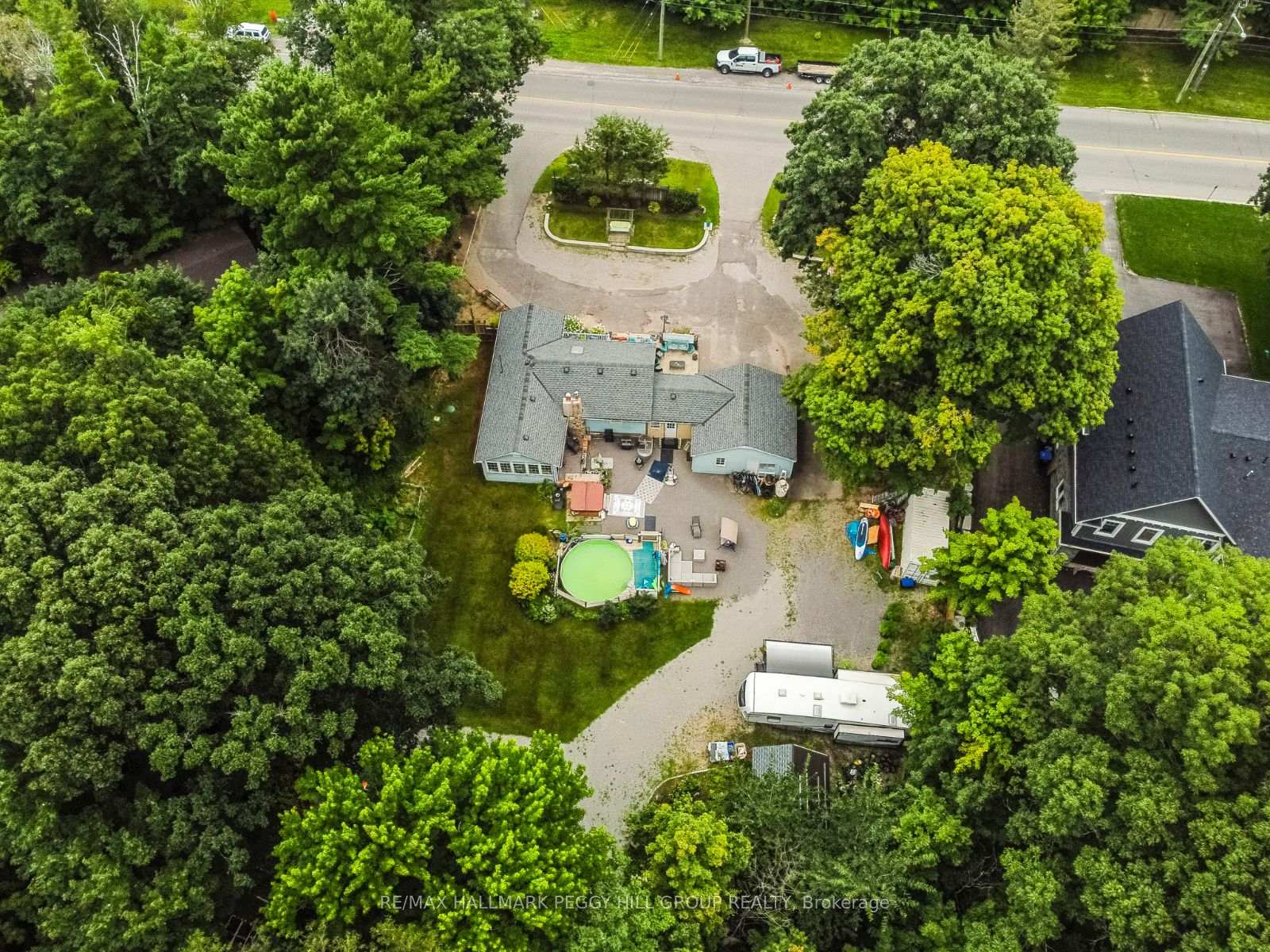 Photo 9 of 1776 Big Bay Point Road, Innisfil, Rural Innisfil — HOMEH