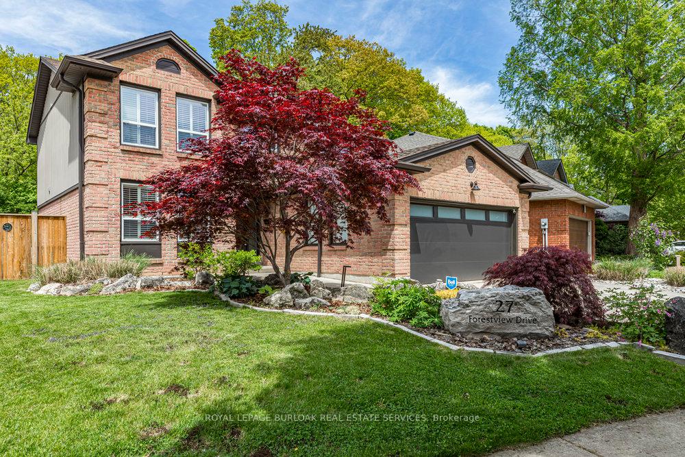 Photo 9 of 27 Forestview Drive, Hamilton, Dundas — HOMEH