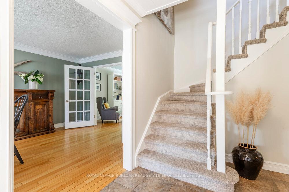 Photo 42 of 27 Forestview Drive, Hamilton, Dundas — HOMEH