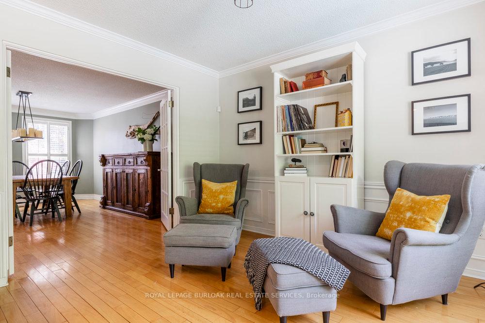 Photo 8 of 27 Forestview Drive, Hamilton, Dundas — HOMEH