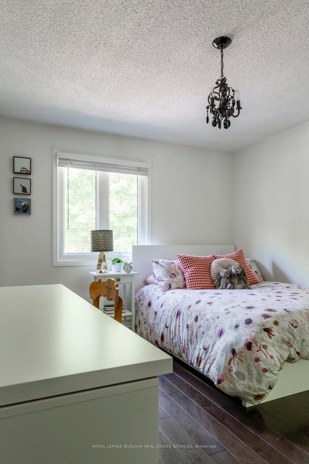 Photo 22 of 27 Forestview Drive, Hamilton, Dundas — HOMEH