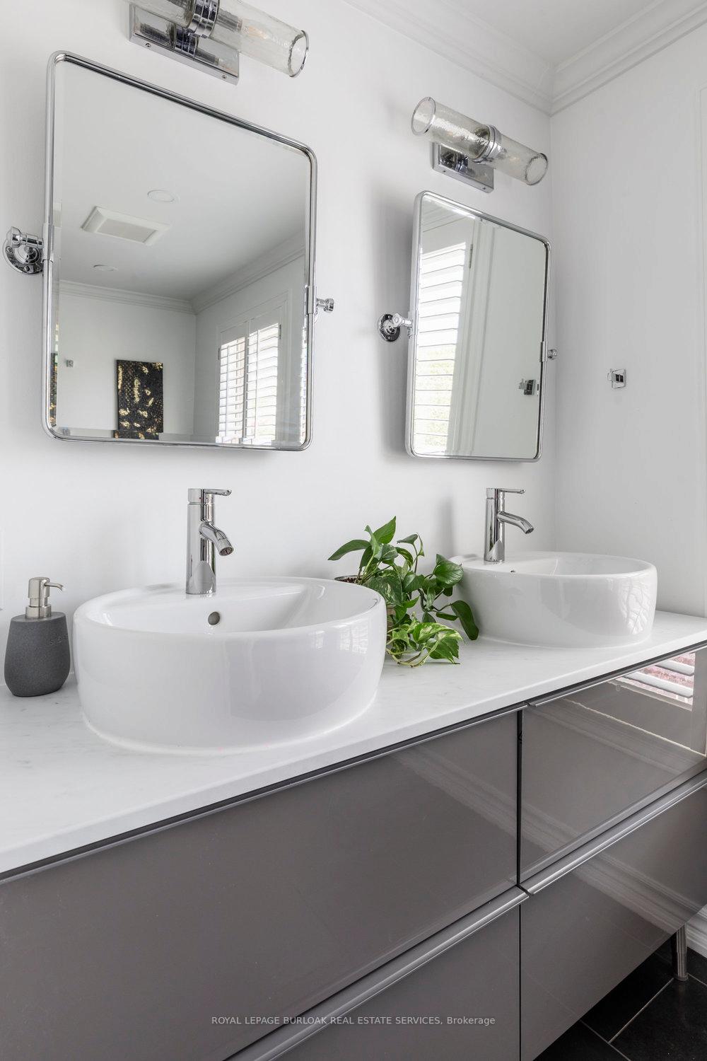 Photo 25 of 27 Forestview Drive, Hamilton, Dundas — HOMEH