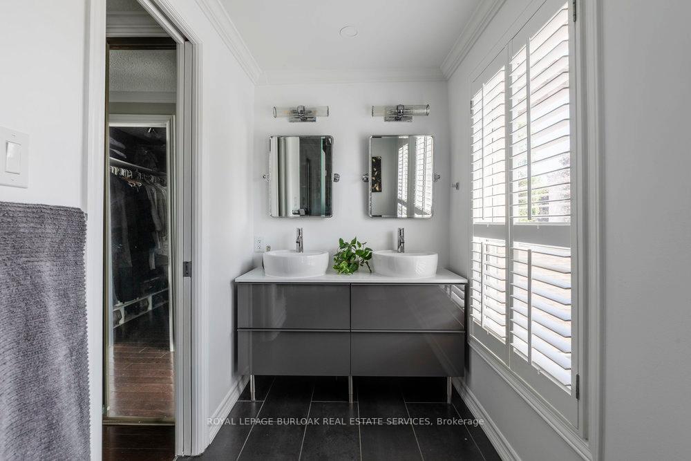 Photo 20 of 27 Forestview Drive, Hamilton, Dundas — HOMEH