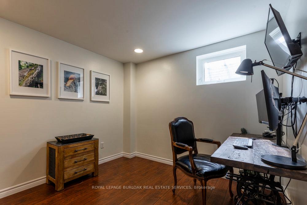 Photo 23 of 27 Forestview Drive, Hamilton, Dundas — HOMEH