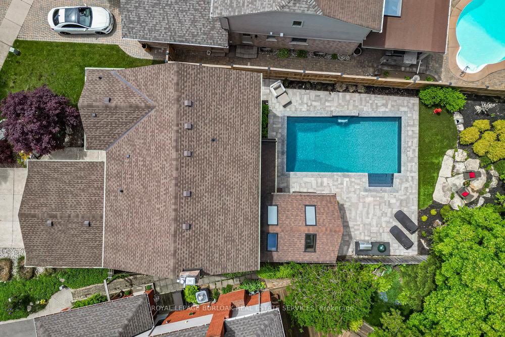 Photo 32 of 27 Forestview Drive, Hamilton, Dundas — HOMEH