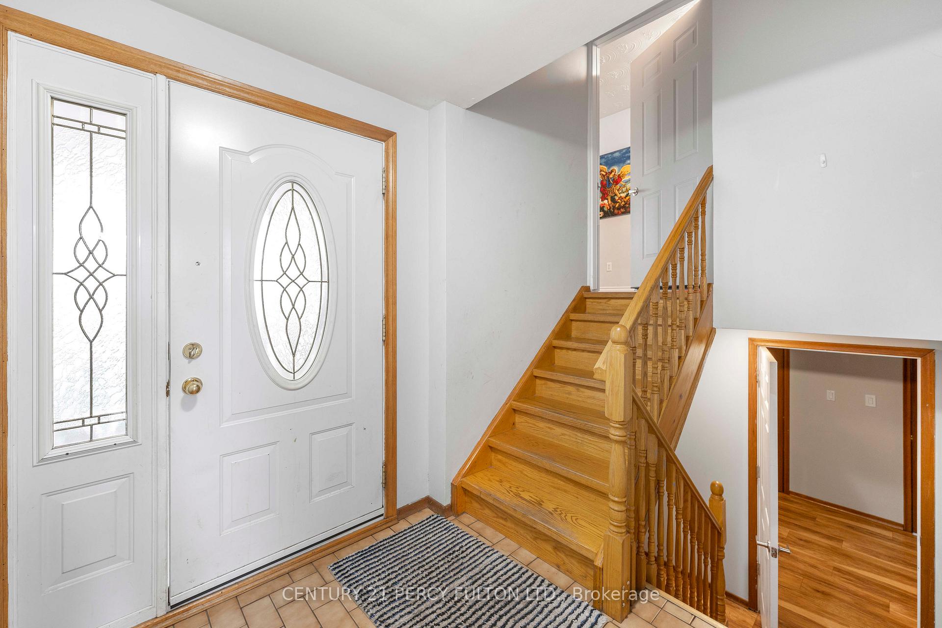 Photo 3 of Unit Bsmt, 125 Brant Avenue, Guelph, Victoria North — HOMEH