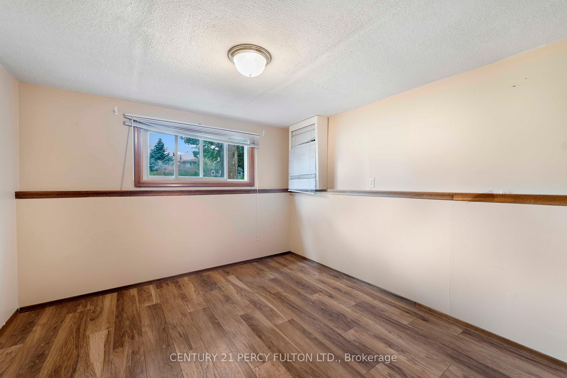 Photo 7 of Unit Bsmt, 125 Brant Avenue, Guelph, Victoria North — HOMEH