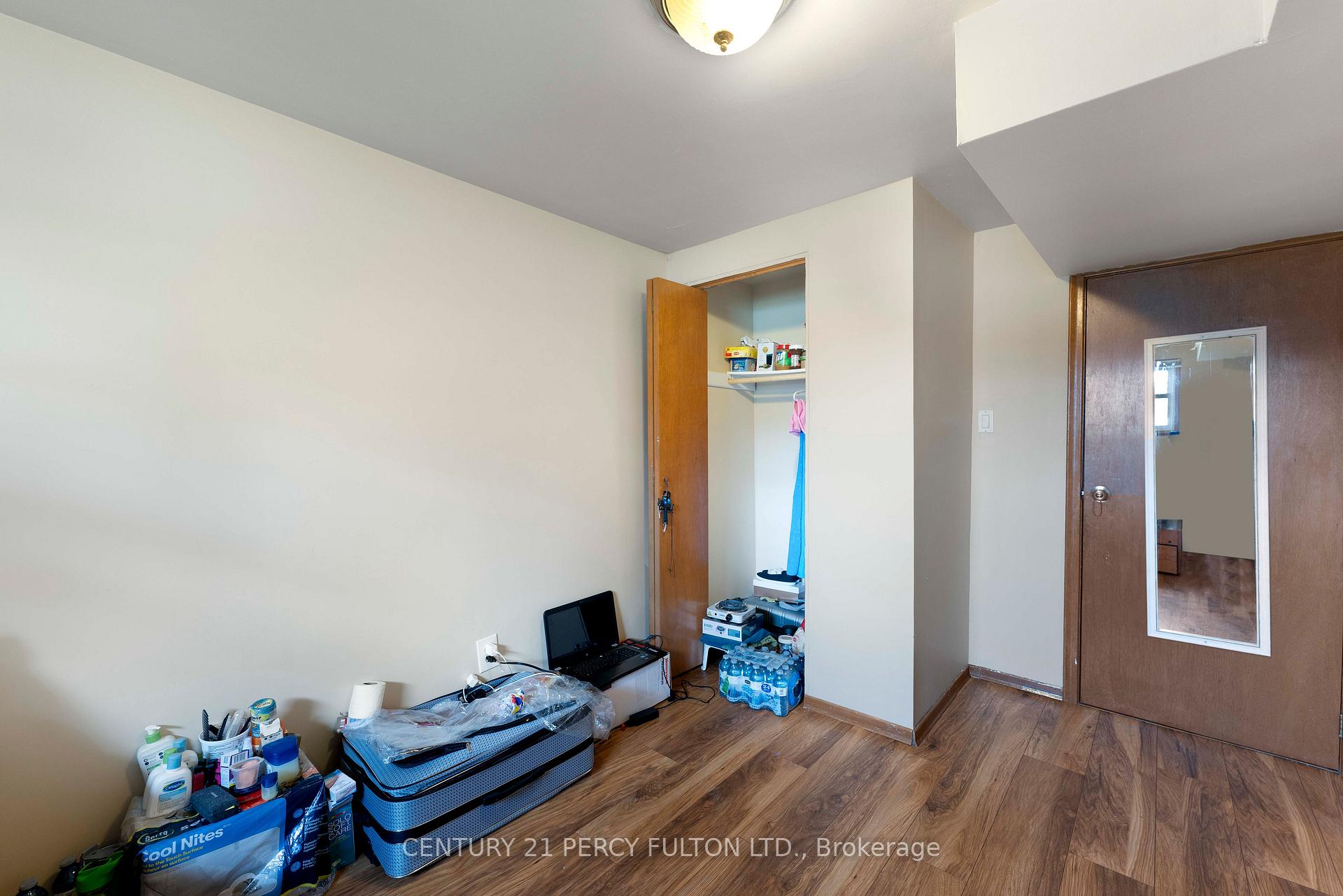 Photo 12 of Unit Bsmt, 125 Brant Avenue, Guelph, Victoria North — HOMEH