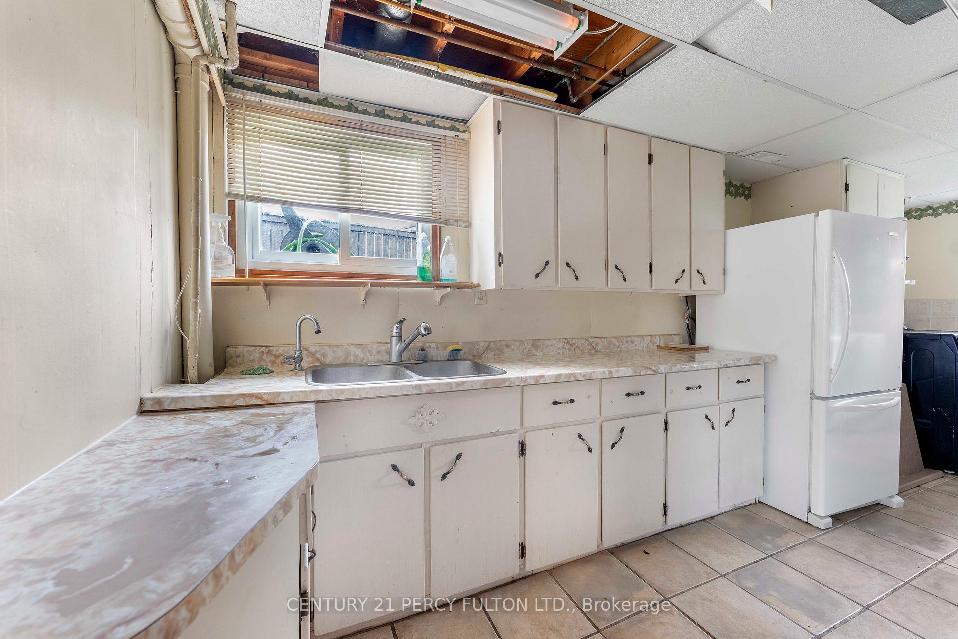 Photo 14 of Unit Bsmt, 125 Brant Avenue, Guelph, Victoria North — HOMEH