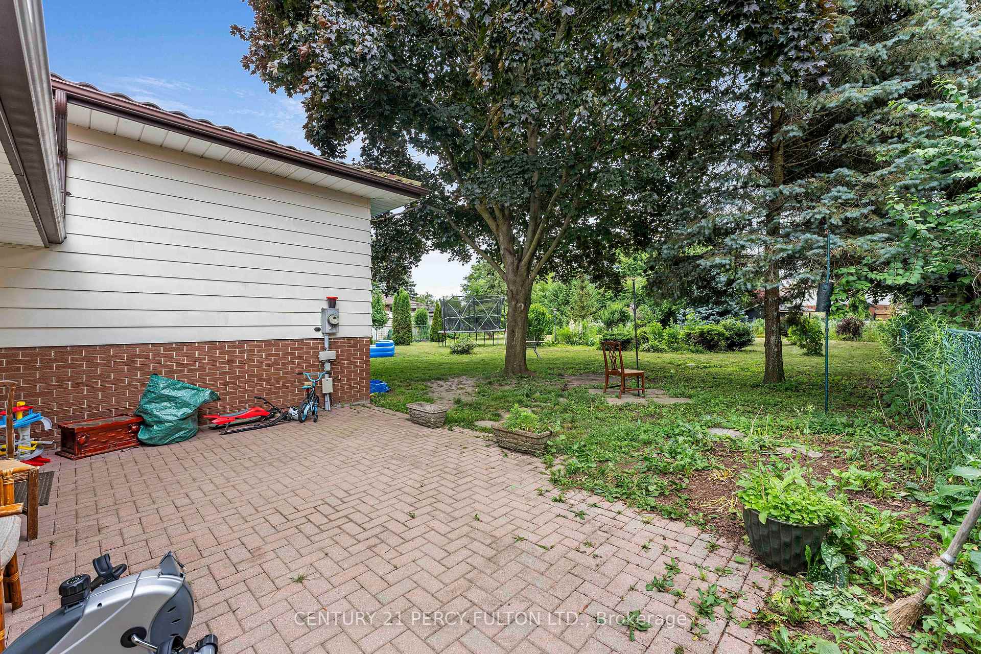 Photo 19 of Unit Bsmt, 125 Brant Avenue, Guelph, Victoria North — HOMEH