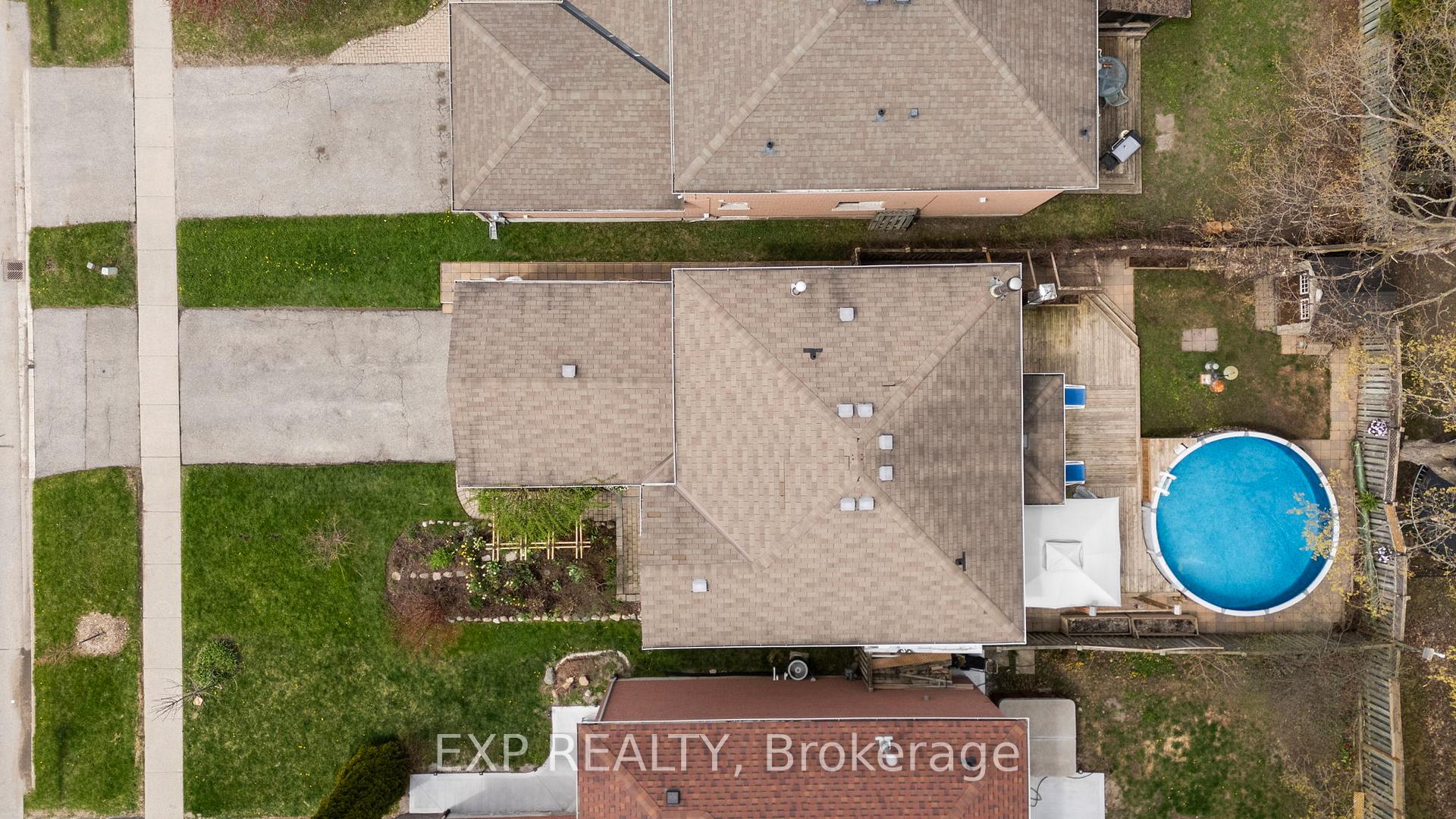 Photo 22 of 255 Hickling Trail, Barrie, Grove East — HOMEH
