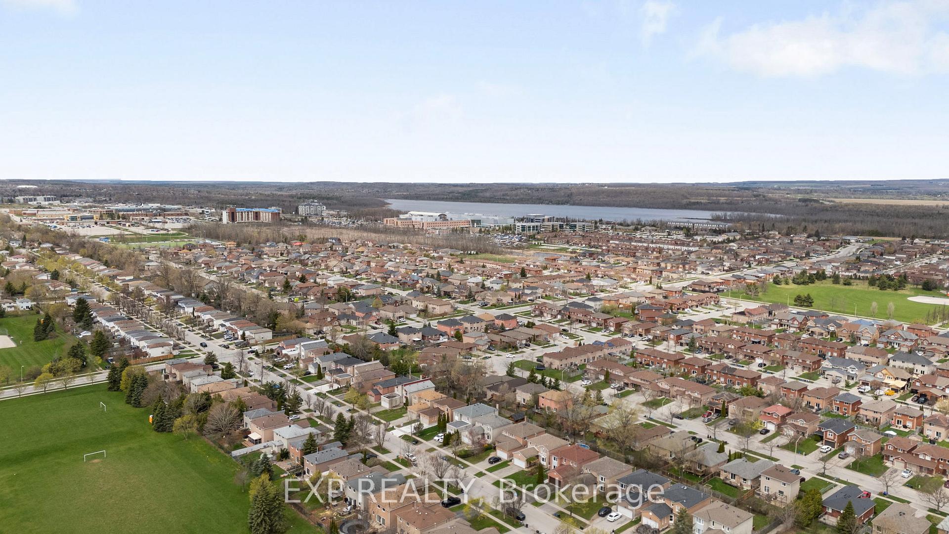 Photo 29 of 255 Hickling Trail, Barrie, Grove East — HOMEH