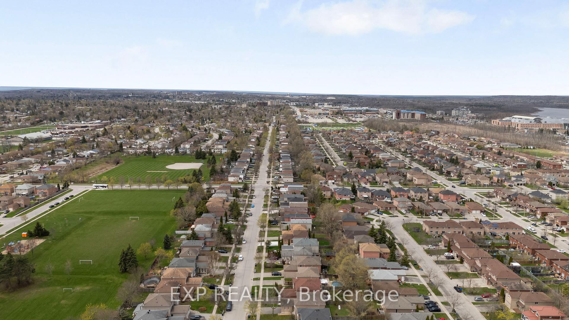 Photo 21 of 255 Hickling Trail, Barrie, Grove East — HOMEH
