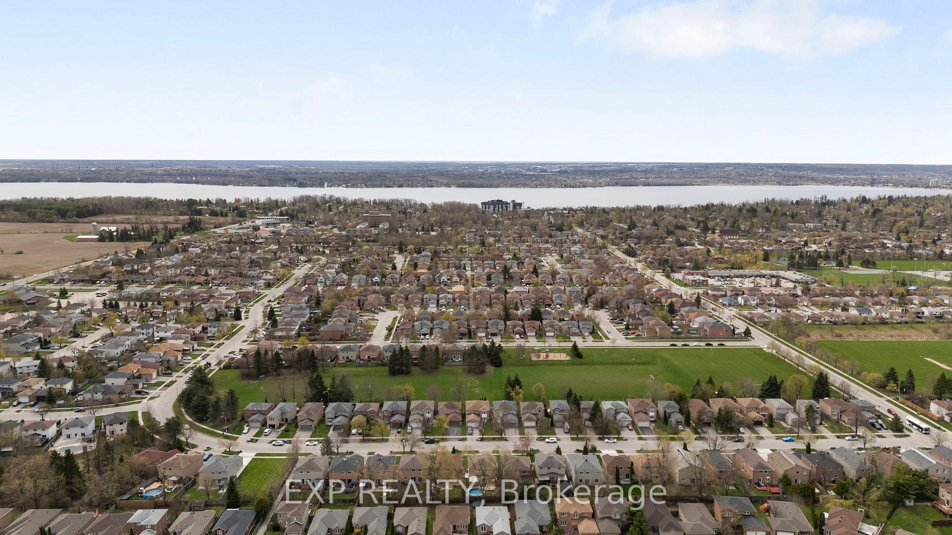 Photo 31 of 255 Hickling Trail, Barrie, Grove East — HOMEH