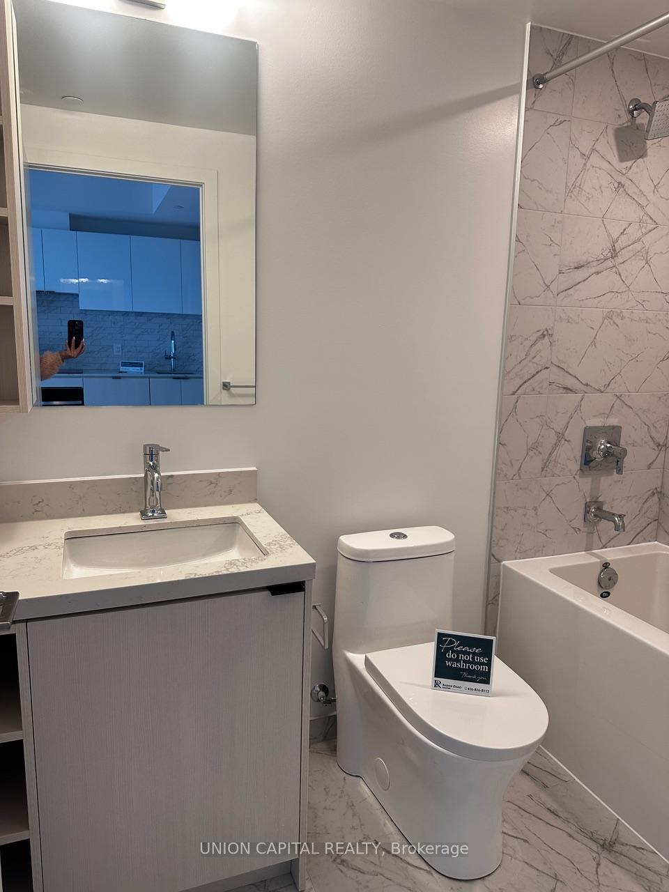 Photo 3 of Unit 3316, 252 Church Street, Toronto, Church-Yonge Corridor — HOMEH