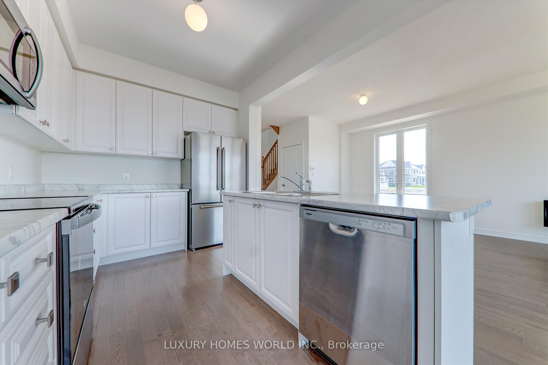 Photo 12 of 85 Armilia Place, Whitby, Rural Whitby — HOMEH