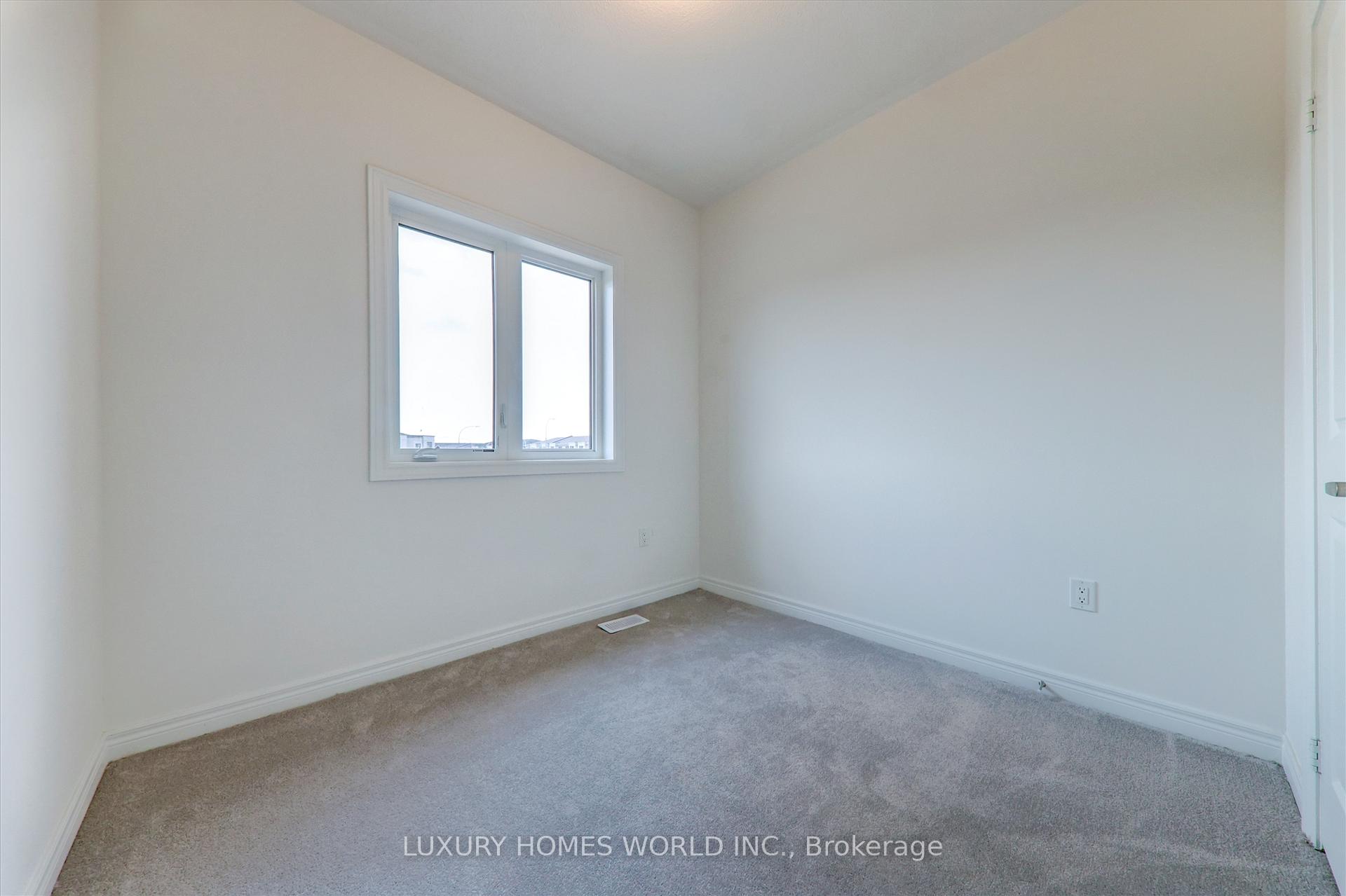 Photo 21 of 85 Armilia Place, Whitby, Rural Whitby — HOMEH
