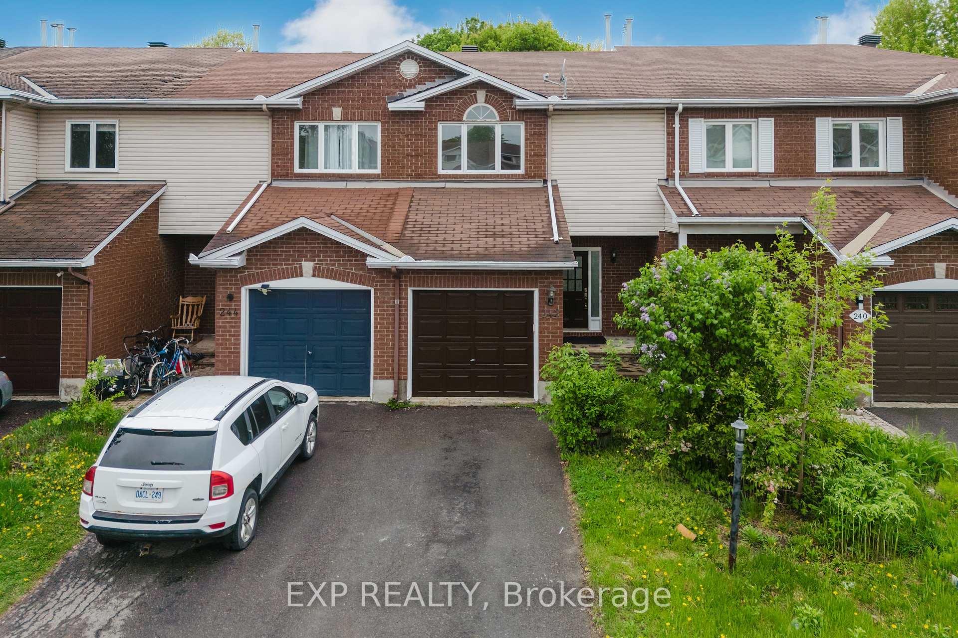 Photo 2 of 242 Stoneway Drive, Ottawa, Barrhaven East — HOMEH