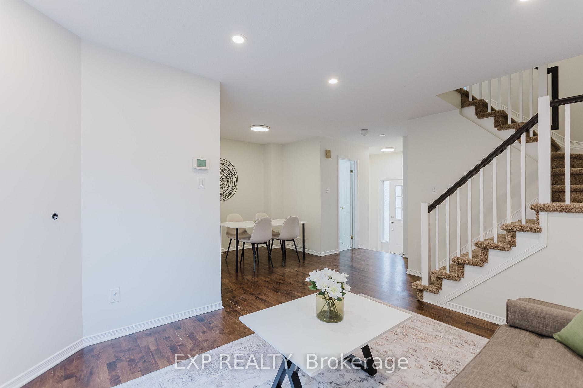 Photo 11 of 242 Stoneway Drive, Ottawa, Barrhaven East — HOMEH