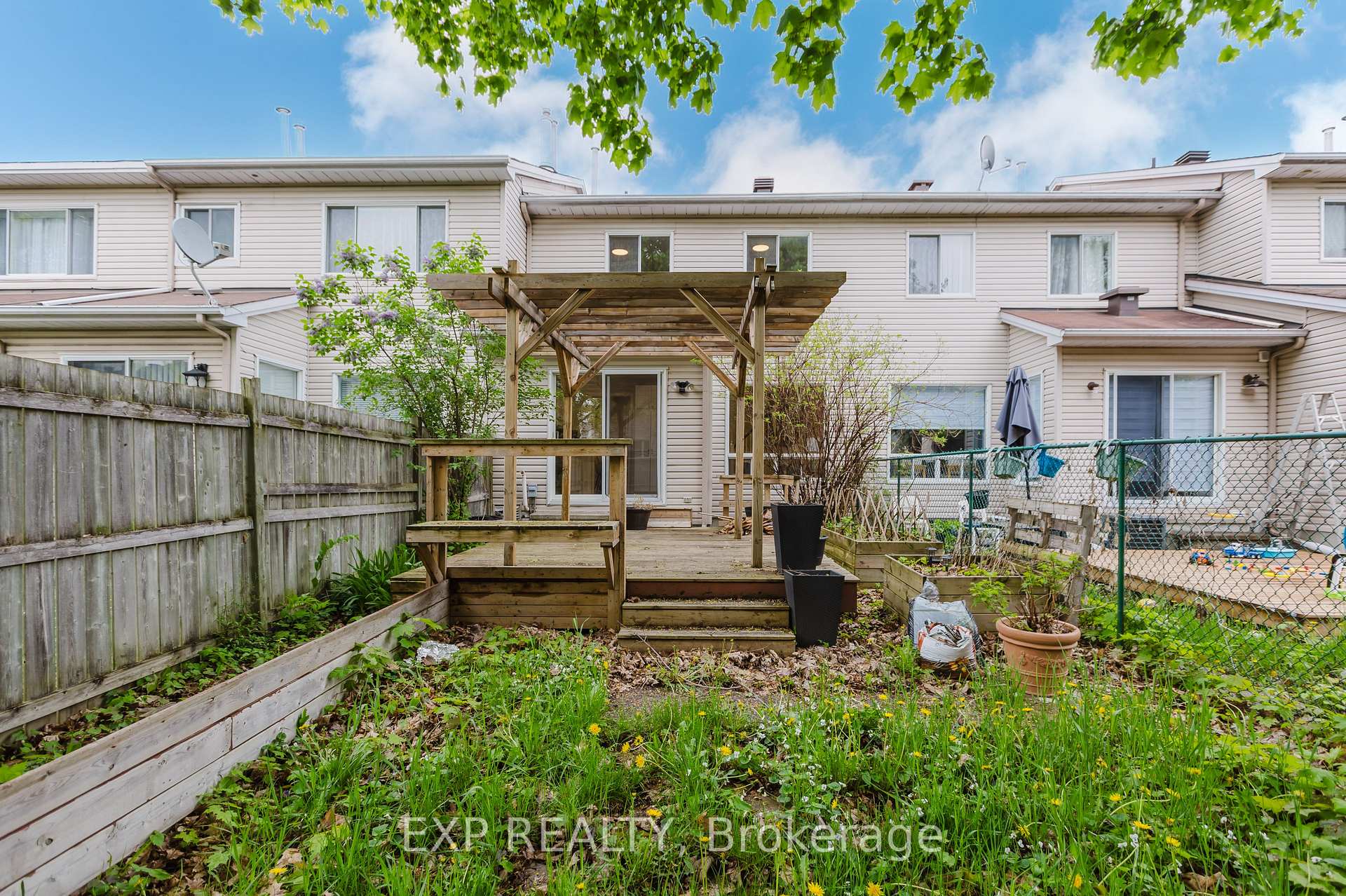 Photo 35 of 242 Stoneway Drive, Ottawa, Barrhaven East — HOMEH