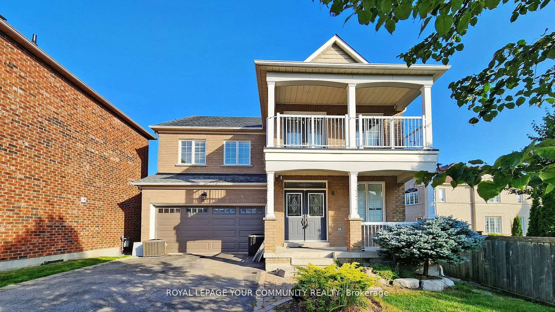 Front of 8 Candlewood Court