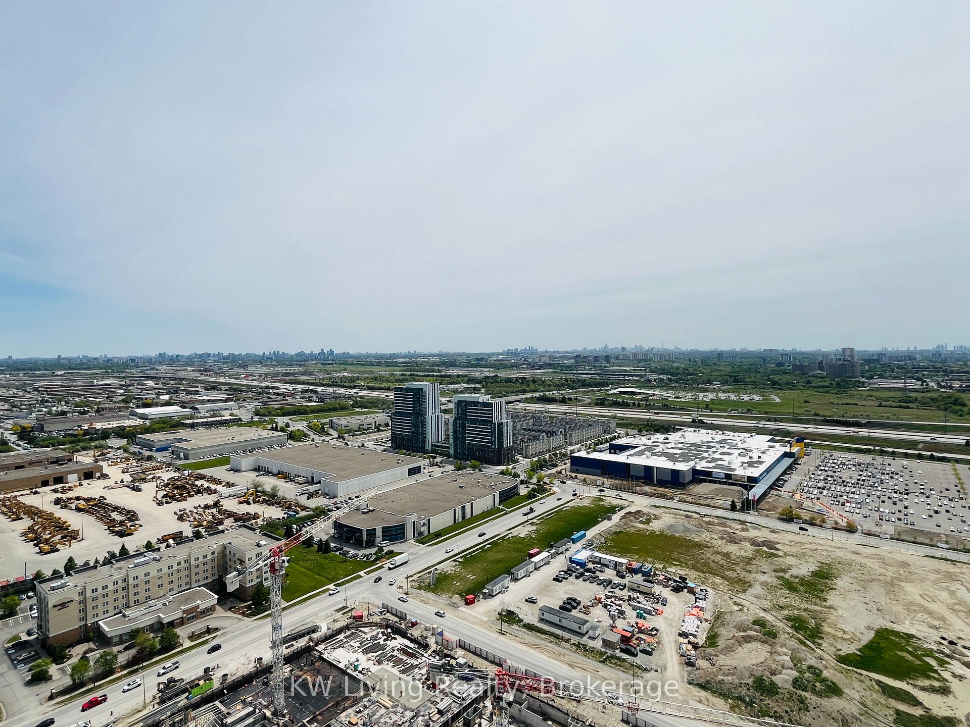 Photo 6 of Unit 3902, 195 Commerce Street, Vaughan, Vaughan Corporate Centre — HOMEH