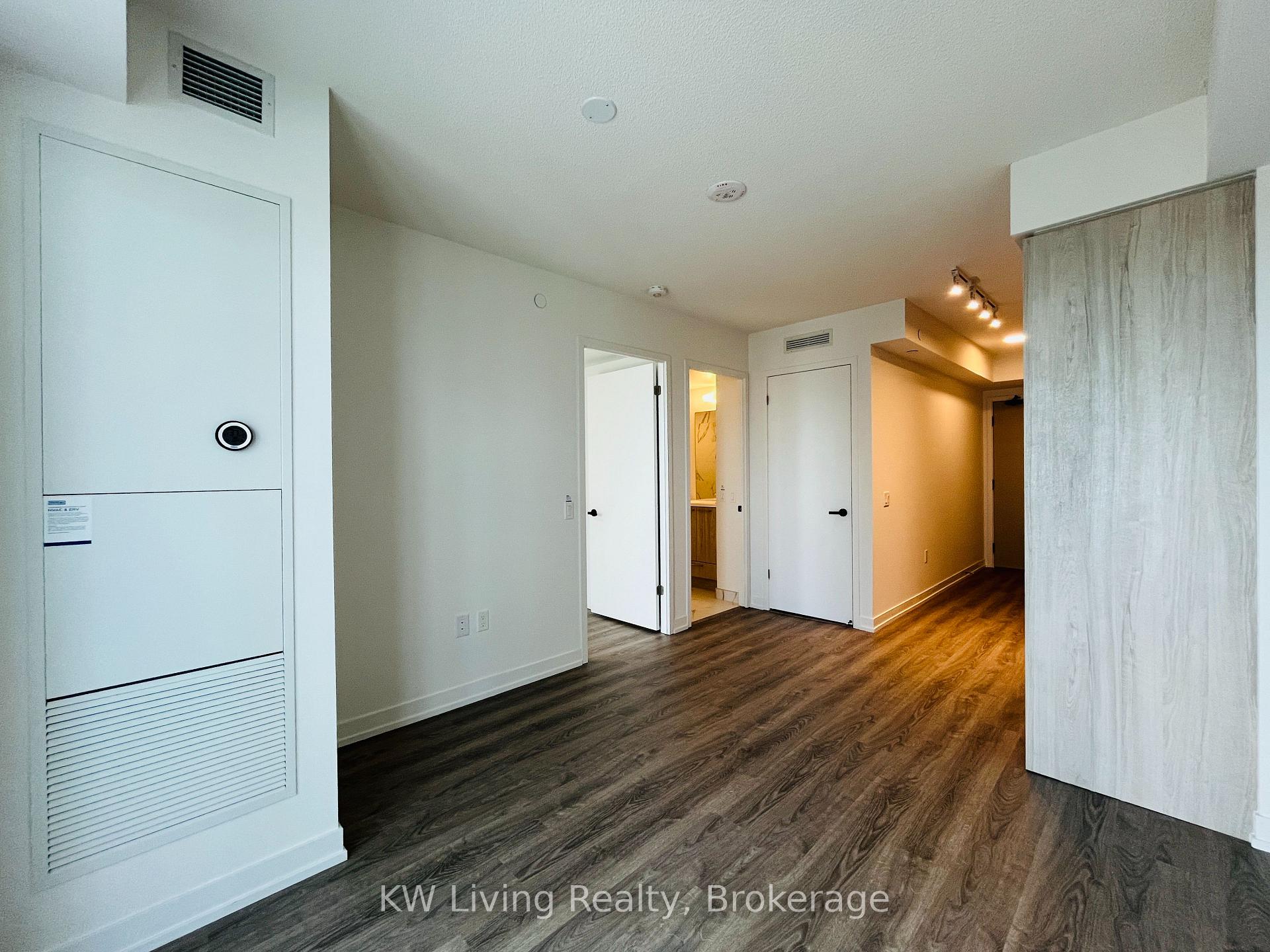 Photo 7 of Unit 3902, 195 Commerce Street, Vaughan, Vaughan Corporate Centre — HOMEH