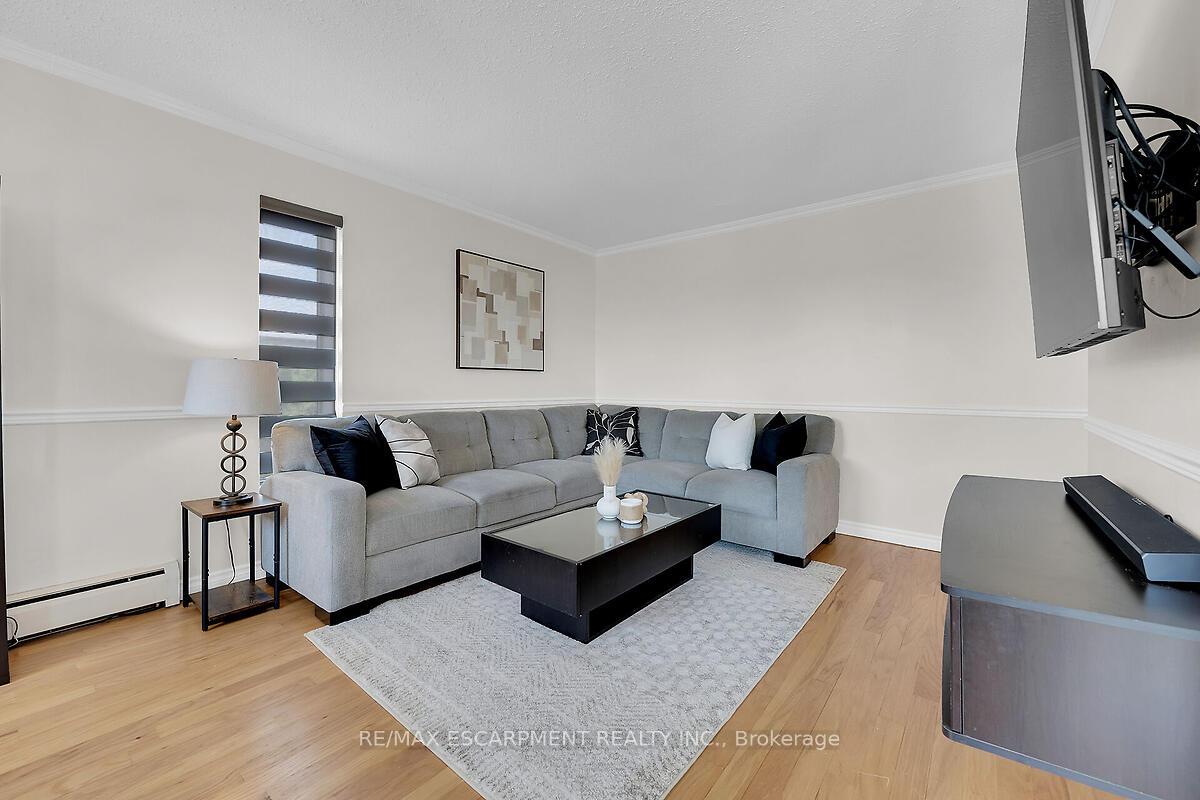 Photo 14 of Unit 304, 57 Conroy Crescent, Guelph, Dovercliffe Park/Old University — HOMEH