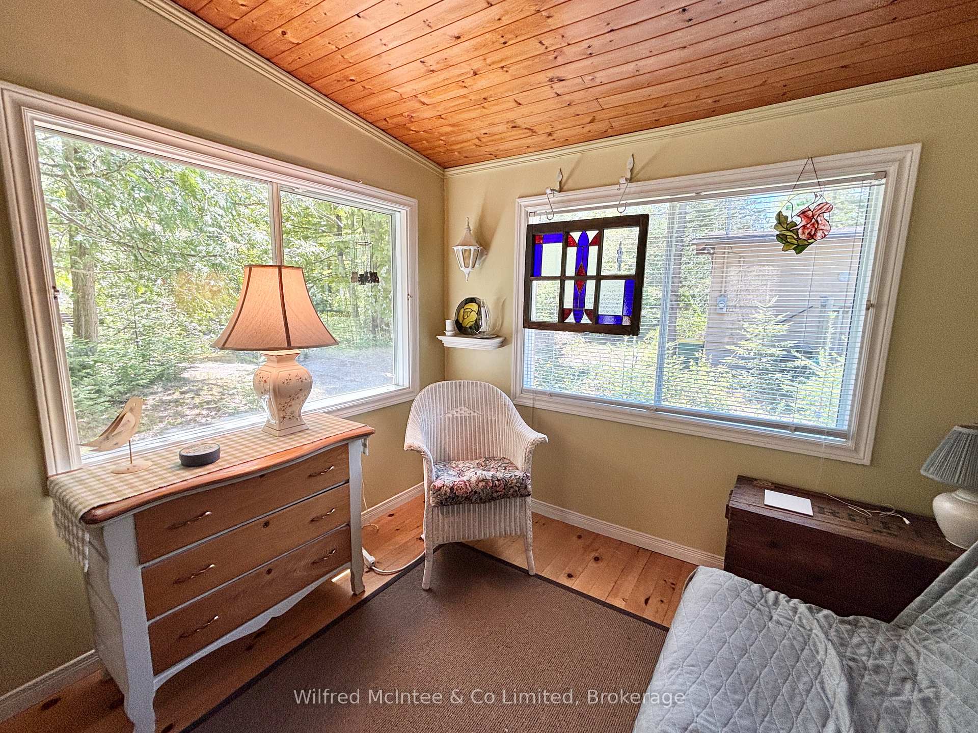 Photo 25 of 81 Thompson Avenue, Brampton, Fletcher's Creek Village — HOMEH