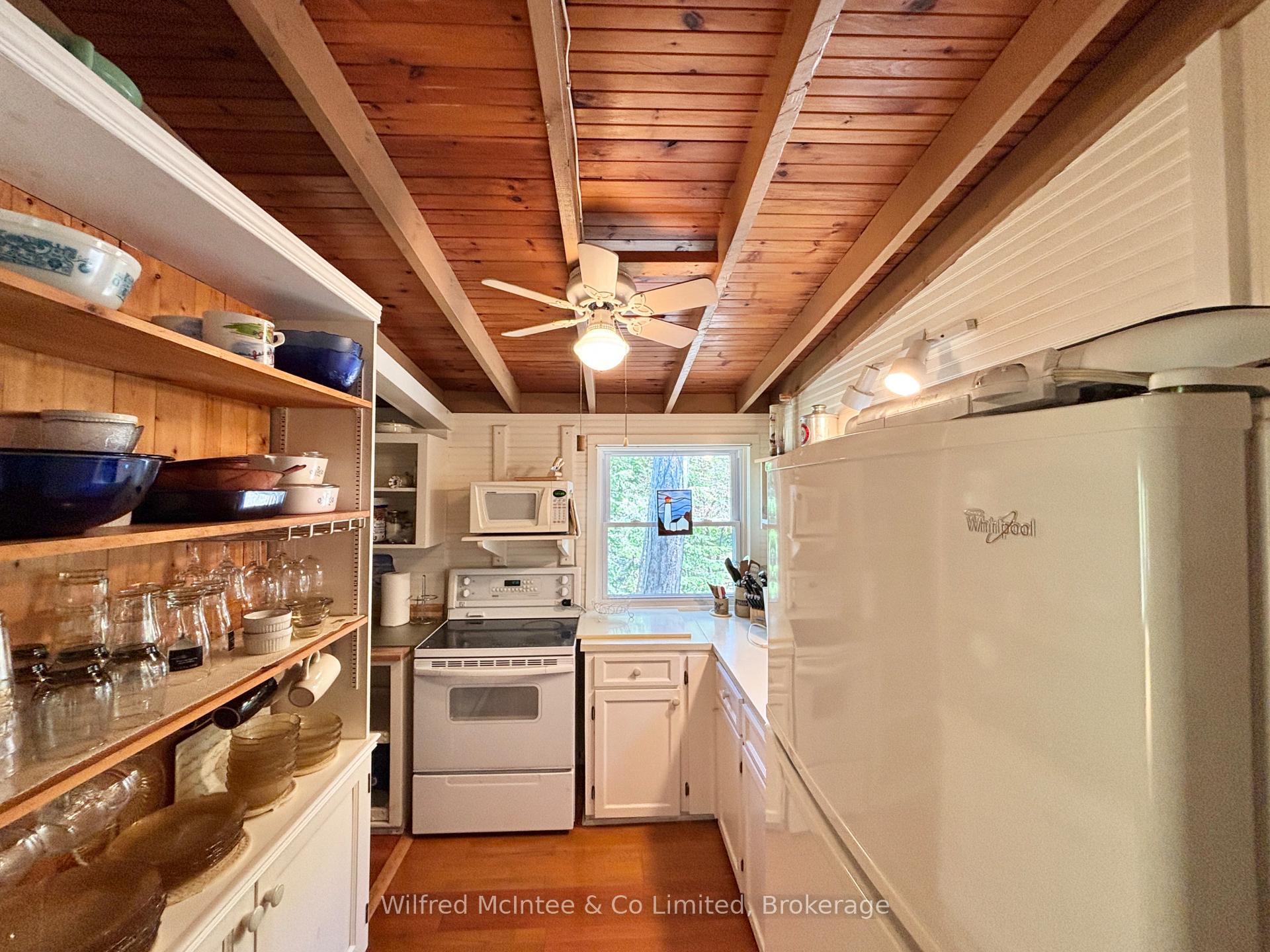 Photo 32 of 81 Thompson Avenue, Brampton, Fletcher's Creek Village — HOMEH