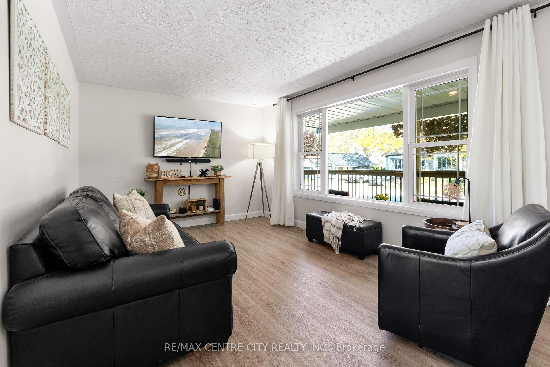 Photo 43 of 51246 Courtright Street, Malahide, Springfield — HOMEH