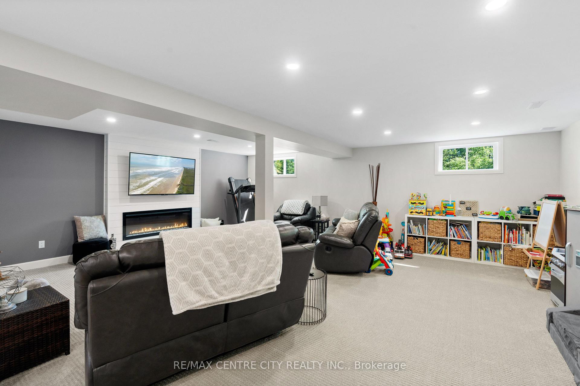 Photo 26 of 51246 Courtright Street, Malahide, Springfield — HOMEH