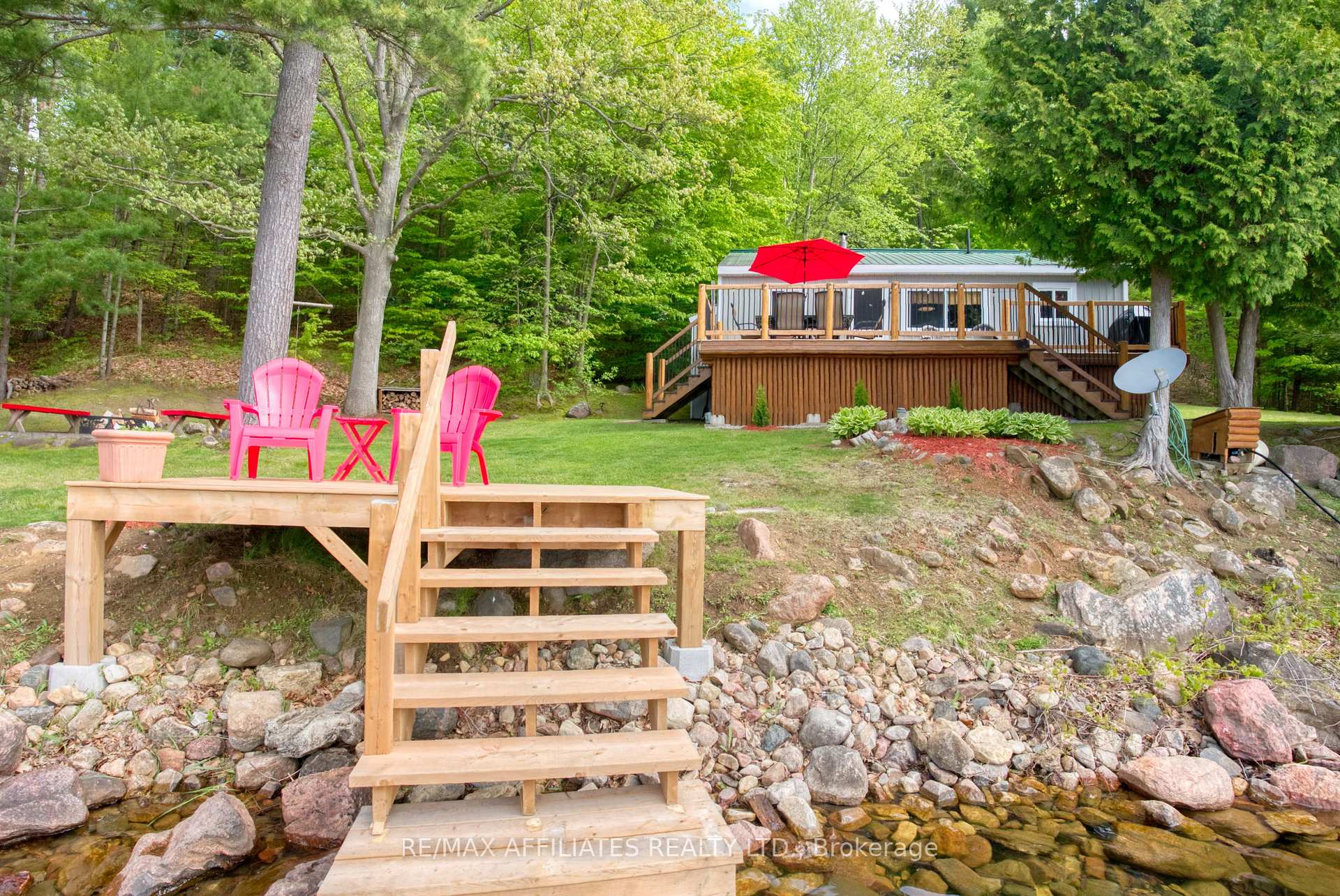 Photo 1 of 77 Pinecrest Lane, Rideau Lakes, Rideau Lakes (North Crosby) Twp — HOMEH