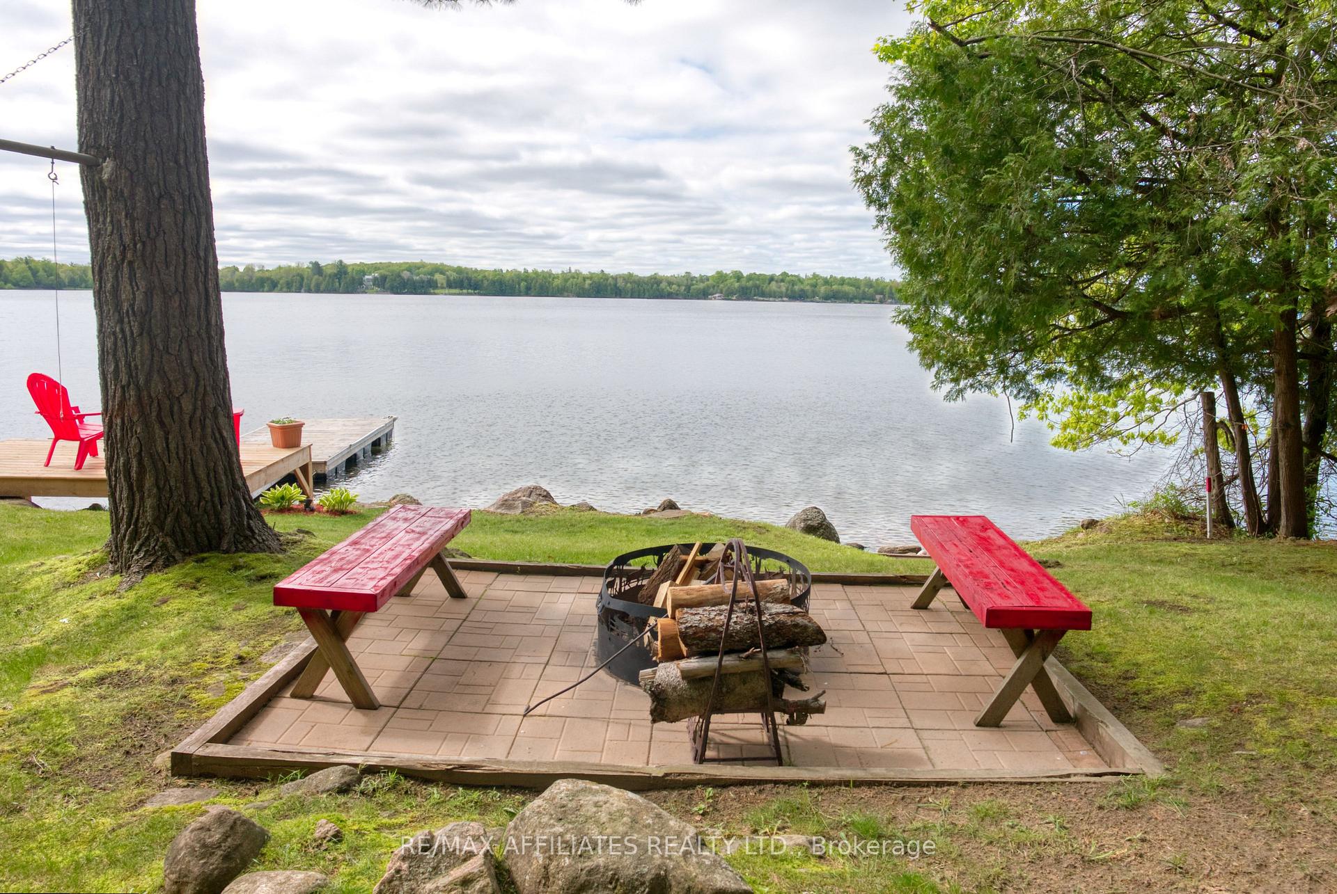 Photo 4 of 77 Pinecrest Lane, Rideau Lakes, Rideau Lakes (North Crosby) Twp — HOMEH