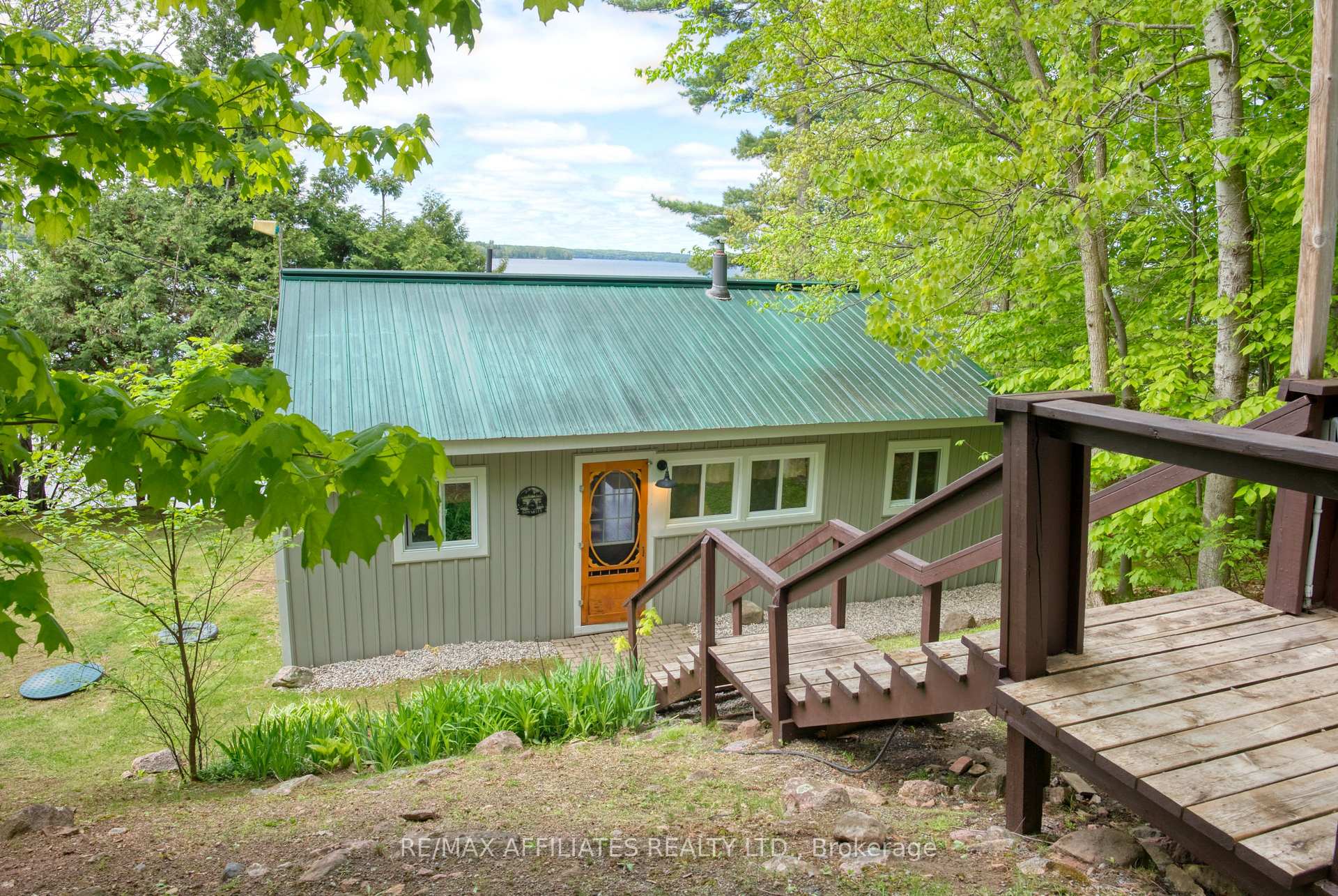 Photo 5 of 77 Pinecrest Lane, Rideau Lakes, Rideau Lakes (North Crosby) Twp — HOMEH
