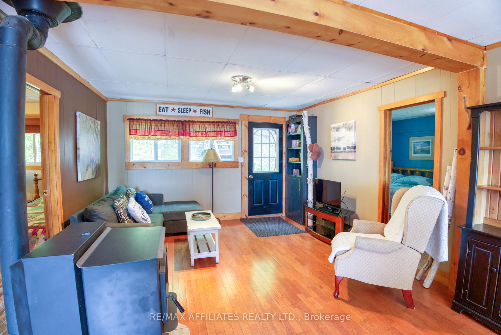 Photo 7 of 77 Pinecrest Lane, Rideau Lakes, Rideau Lakes (North Crosby) Twp — HOMEH