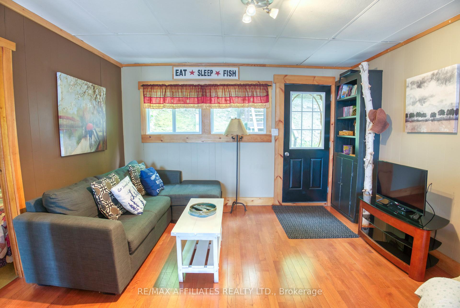 Photo 15 of 77 Pinecrest Lane, Rideau Lakes, Rideau Lakes (North Crosby) Twp — HOMEH