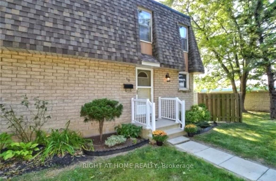 Photo 2 of Unit 10, 153 Limeridge Road W, Hamilton, Rolston — HOMEH