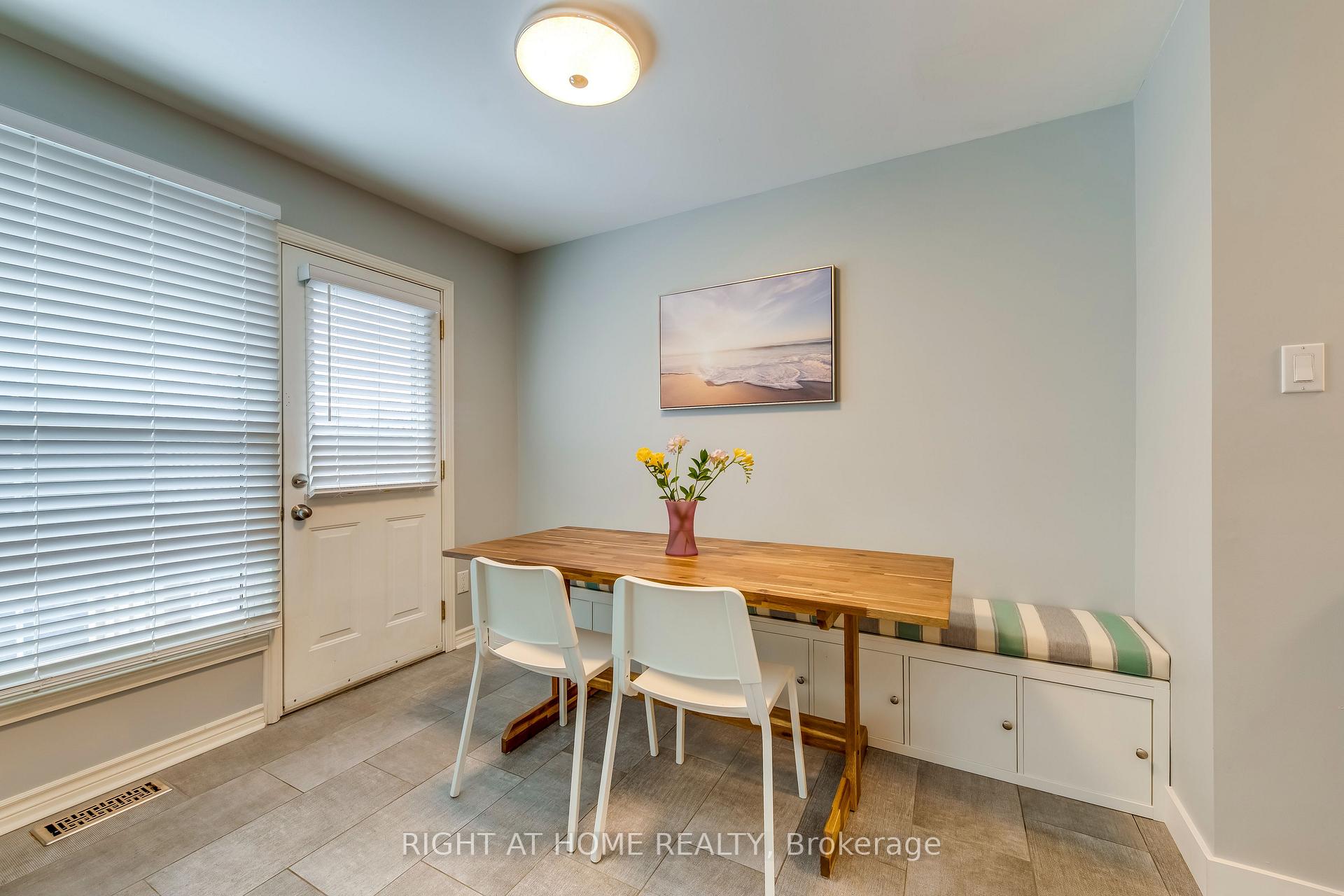 Photo 22 of Unit 10, 153 Limeridge Road W, Hamilton, Rolston — HOMEH