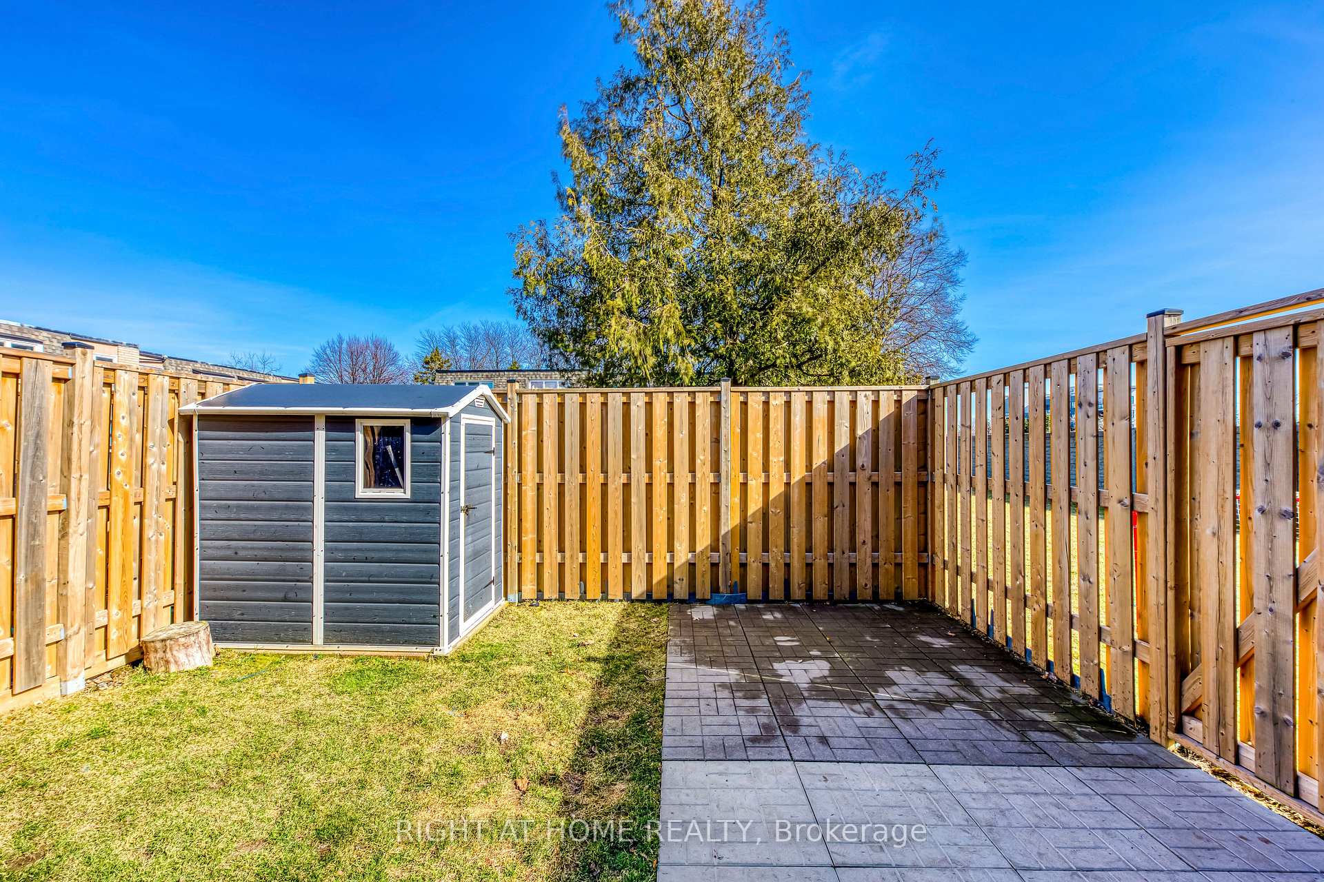 Photo 29 of Unit 10, 153 Limeridge Road W, Hamilton, Rolston — HOMEH