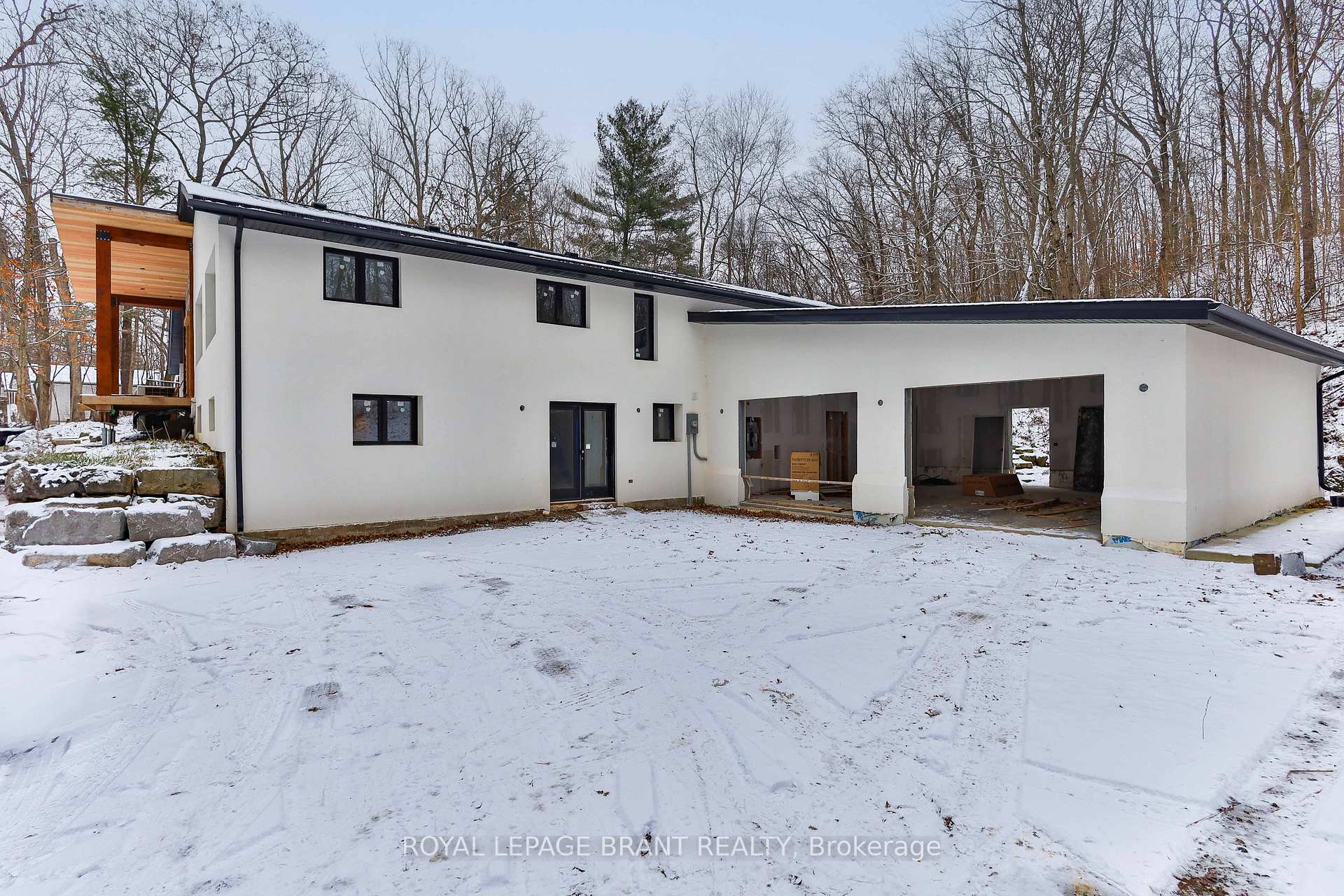 Photo 4 of 534 Blue Lake Road, Brant, South Dumfries — HOMEH