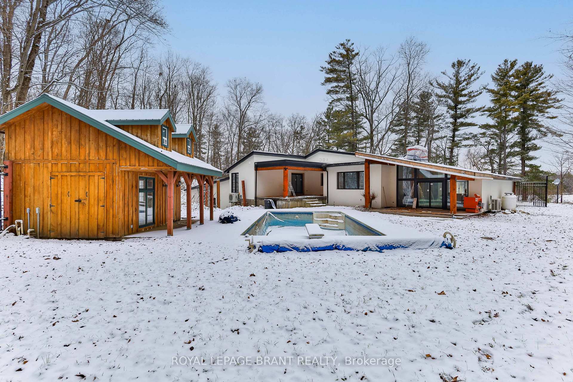 Photo 5 of 534 Blue Lake Road, Brant, South Dumfries — HOMEH